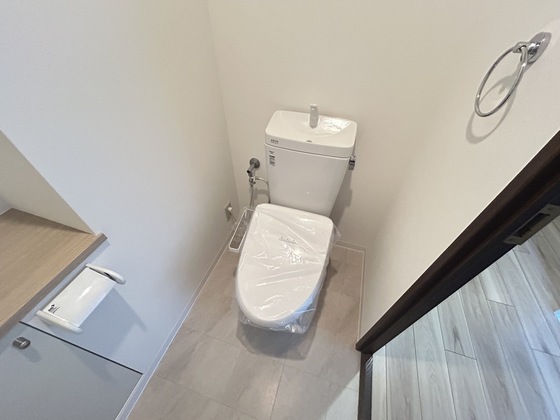 トイレ　※別部屋の写真です