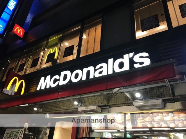 飲食店　マクドナルド九段下店（飲食店）まで426m