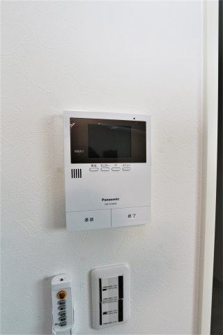 セキュリティ　モニター付きインターホン