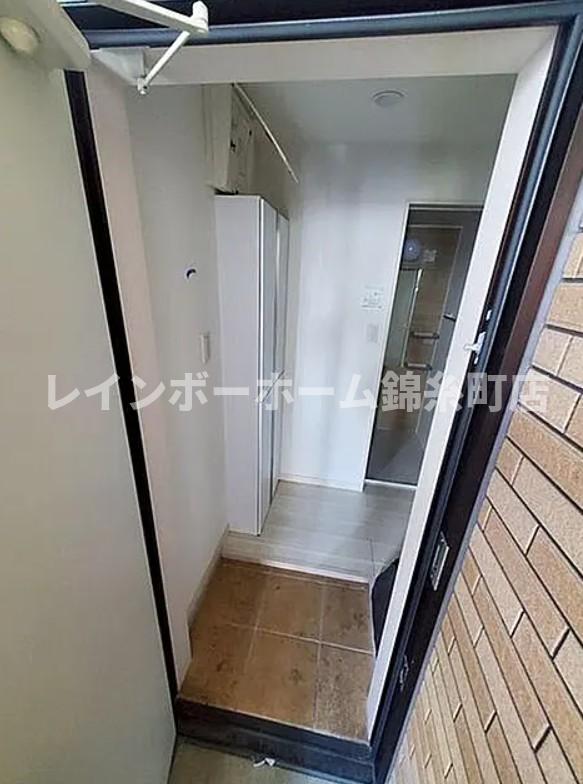 玄関　※別部屋参照写真となります。