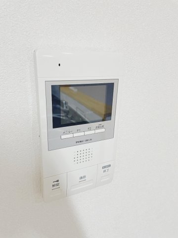 セキュリティ　カメラ付きインターホンです。