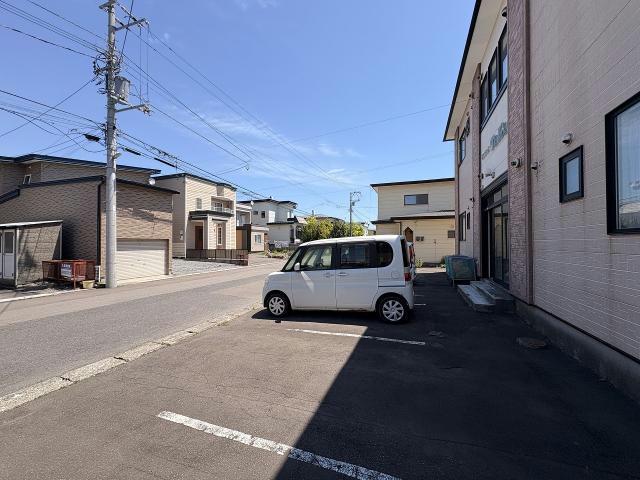 駐車場　駐車場