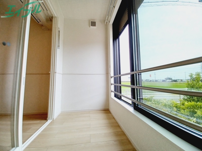 バルコニー　反転タイプ参考写真