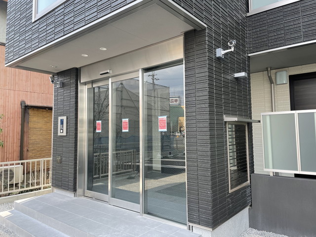 エントランス　オートロック（共用玄関）