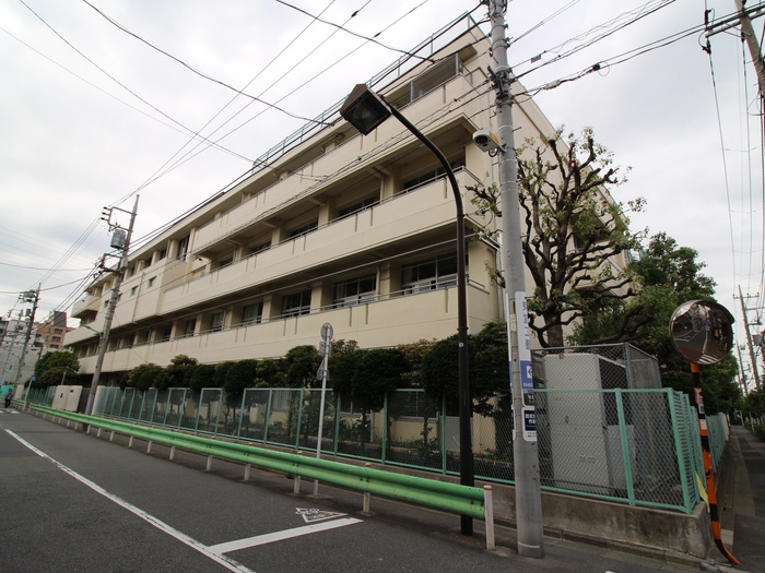 小学校　大田区立矢口小学校（小学校）まで900m
