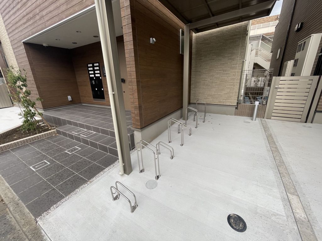 ロビー　庭