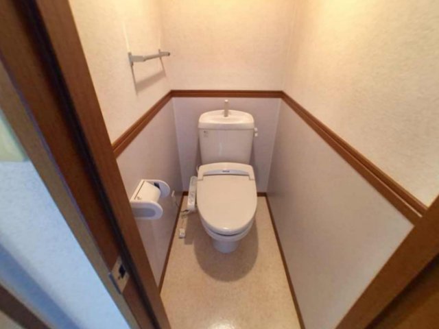 トイレ　類似画像　現状優先