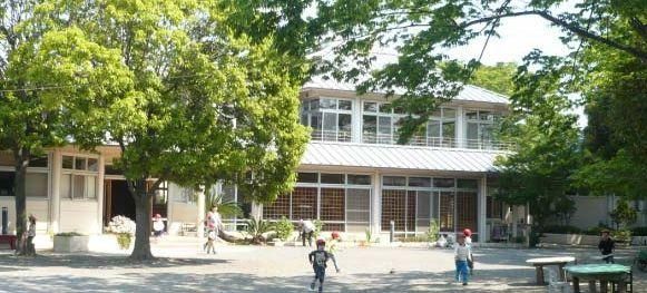 幼稚園・保育園　★皐月幼稚園★（幼稚園・保育園）まで285m