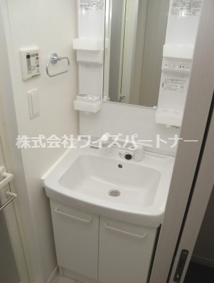 洗面設備　※別部屋参考資料の為、現状を優先します。