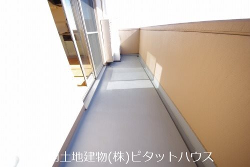 バルコニー　バルコニー（類似室外）