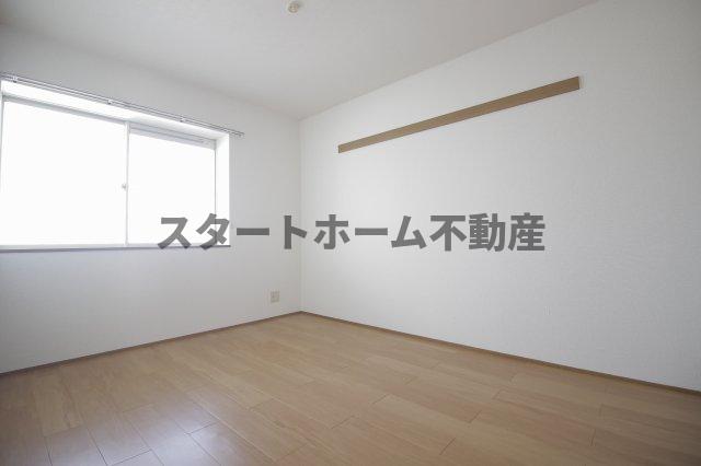 その他部屋・スペース　使い勝手のいい寝室です