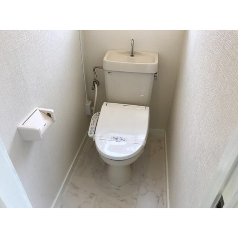 トイレ　別号室参考写真