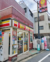 コンビニ　ニューヤマザキデイリーストア 東池袋大橋店（コンビニ）まで131m