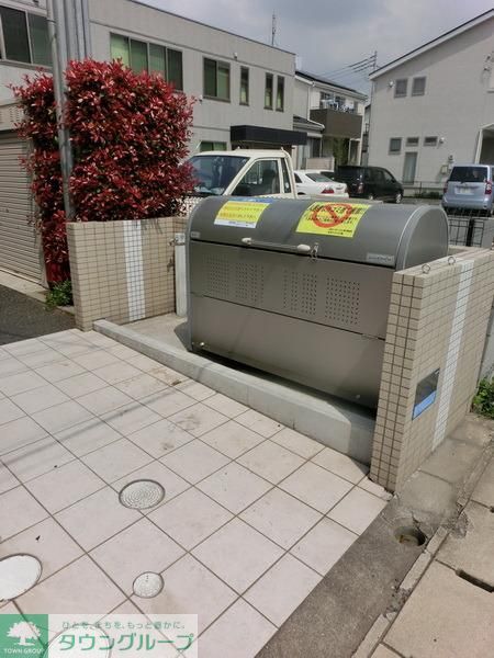 その他　敷地内ゴミ置き場