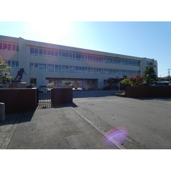 小学校　金沢市立安原小学校（小学校）まで387m