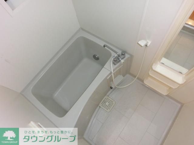 バス・シャワールーム　追い焚き付き浴室