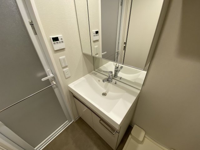 洗面設備　忙しい朝には欠かせない洗面所です