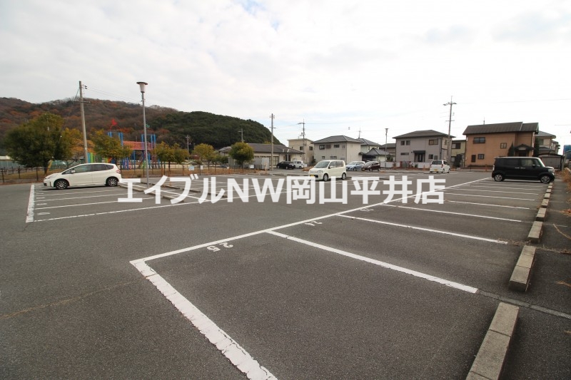 駐車場　駐車場