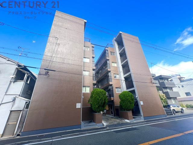 建物外観　駐輪場あります♪