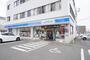 コンビニ　ローソン松山東石井六丁目店（コンビニ）まで304m
