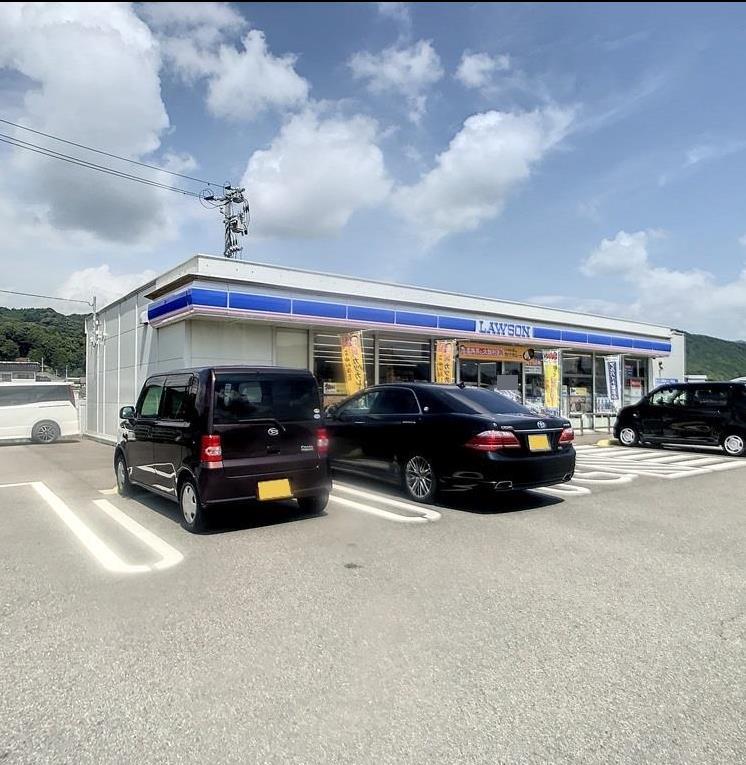 コンビニ　ローソン山口大内氷上二丁目店（コンビニ）まで727m