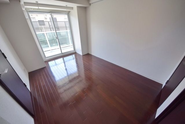 居室・リビング　★日当たりのいいお部屋です★