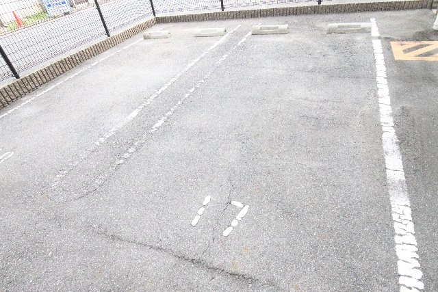 駐車場　★見学予約受付中★