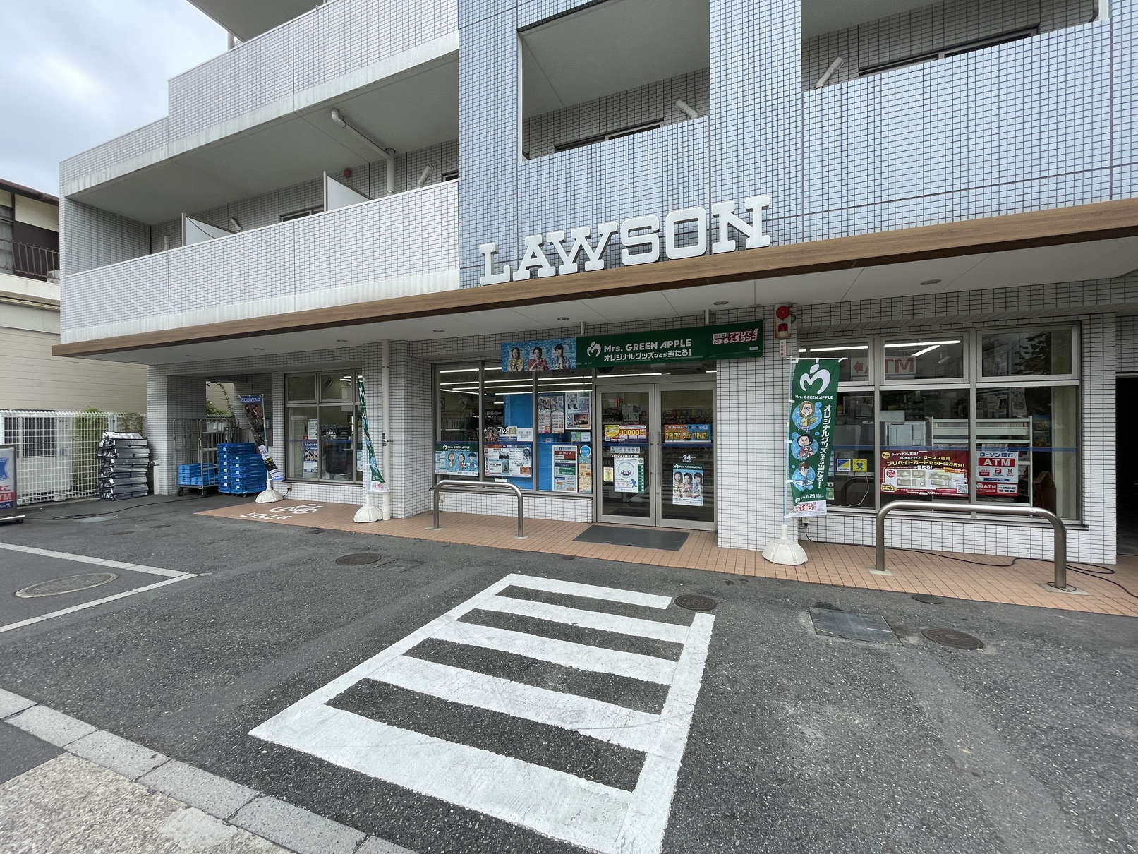 コンビニ　ローソン下馬3丁目店（コンビニ）まで381m