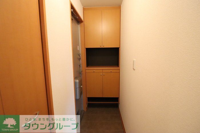 玄関　お問合せはタウンハウジングまで！※現地待合わせ相談可能
