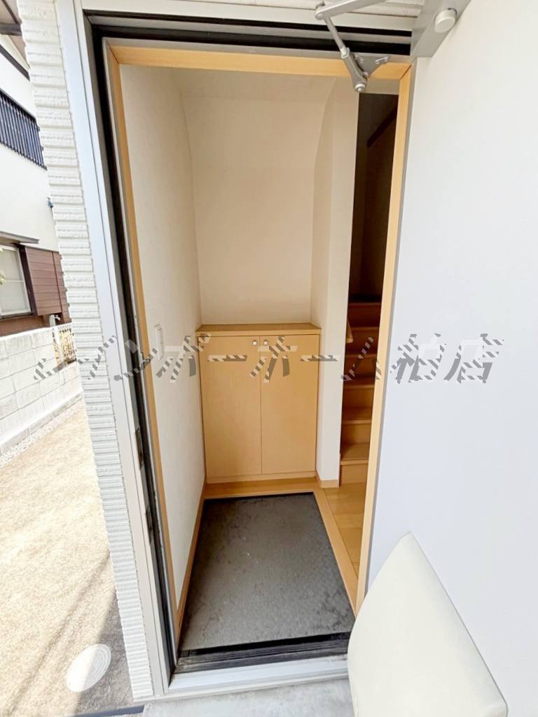 玄関　シンプルで使いやすい玄関です