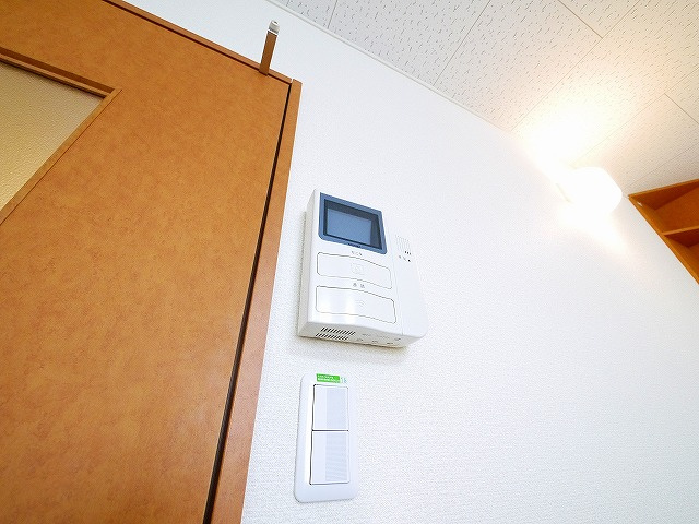 その他設備　ＴＶモニターホン完備