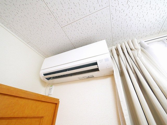 その他設備　エアコンつき
