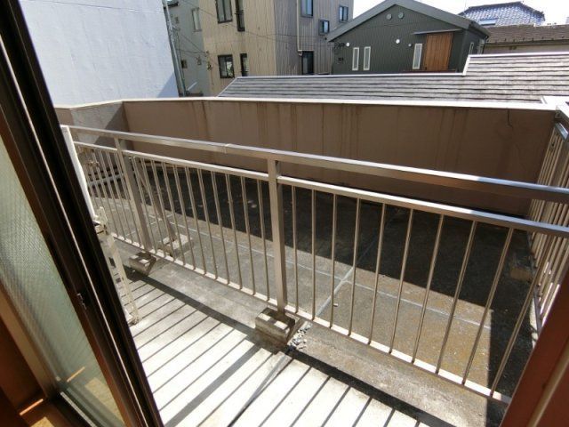 バルコニー　（別タイプ参考写真）プリオールオオフチ　北区上十条4