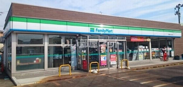 コンビニ　ファミリーマート御廟二丁目店（コンビニ）まで1795m