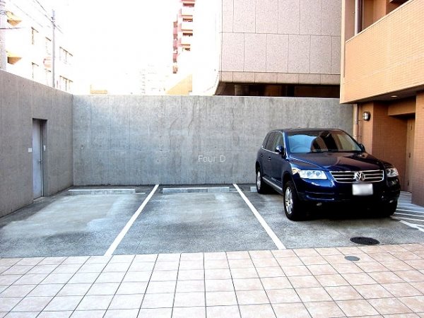 駐車場　★見学予約受付中★