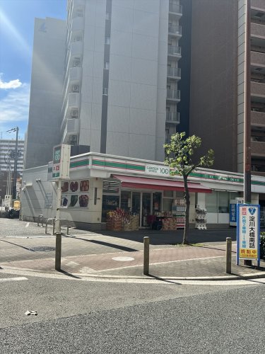 コンビニ　ローソンストア100 LS西区立売堀店（コンビニ）まで340m