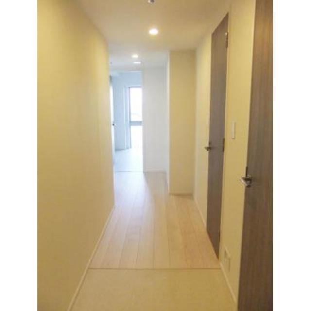 玄関　※写真は同タイプ住戸です。