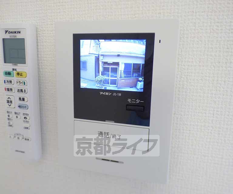 セキュリティ　来客確認が出来るモニター付です。