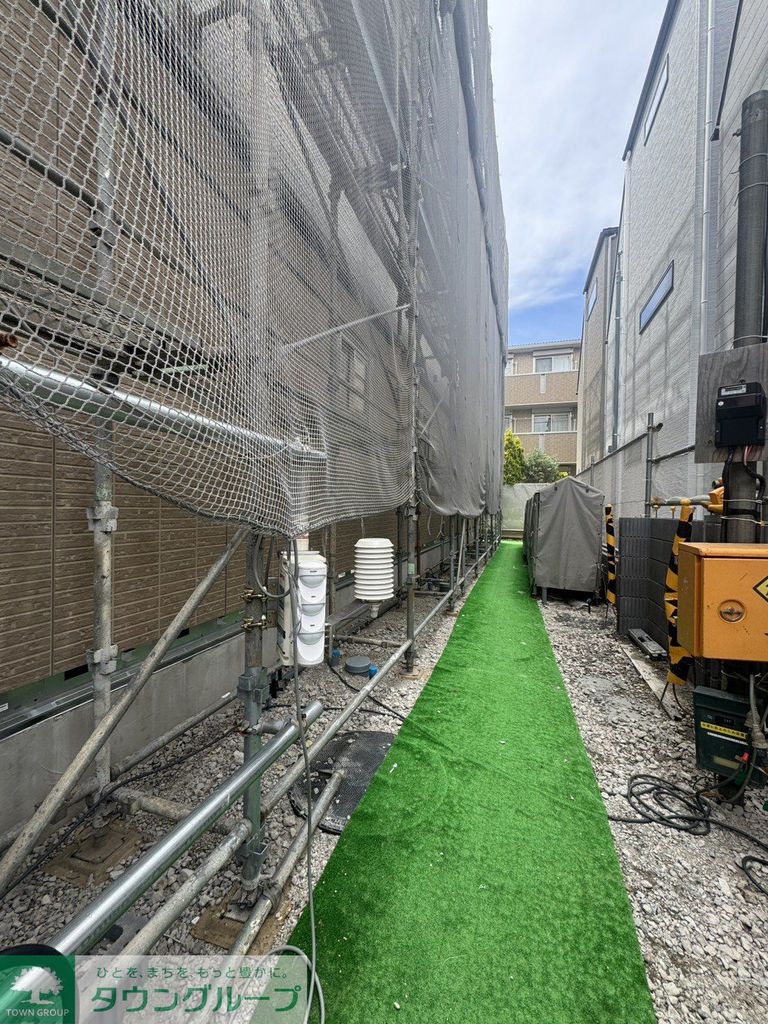 エントランス　庭