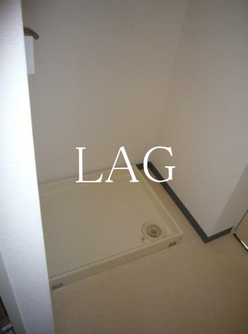 その他設備　室内洗濯機置き場になります。