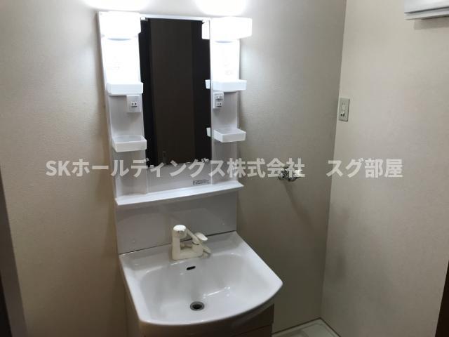 洗面設備　洗髪洗面化粧台