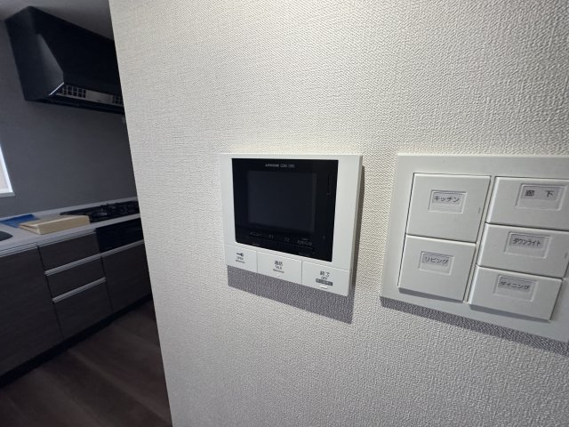 セキュリティ　同物件同間取り別部屋のお写真です。