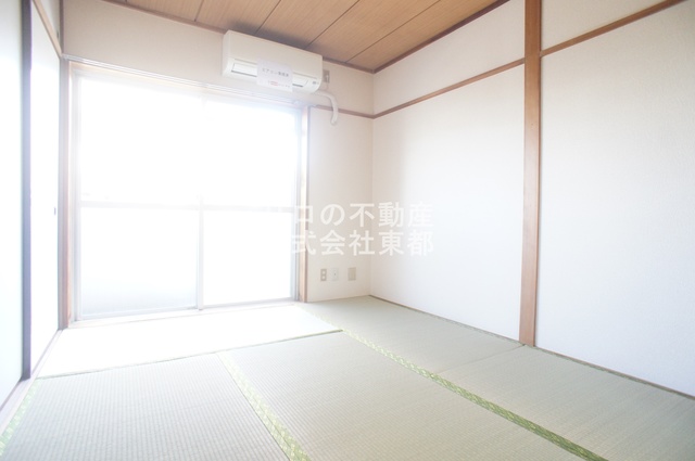 居室・リビング　和室のお部屋はしっとりと落ち着いた雰囲気で癒されます☆