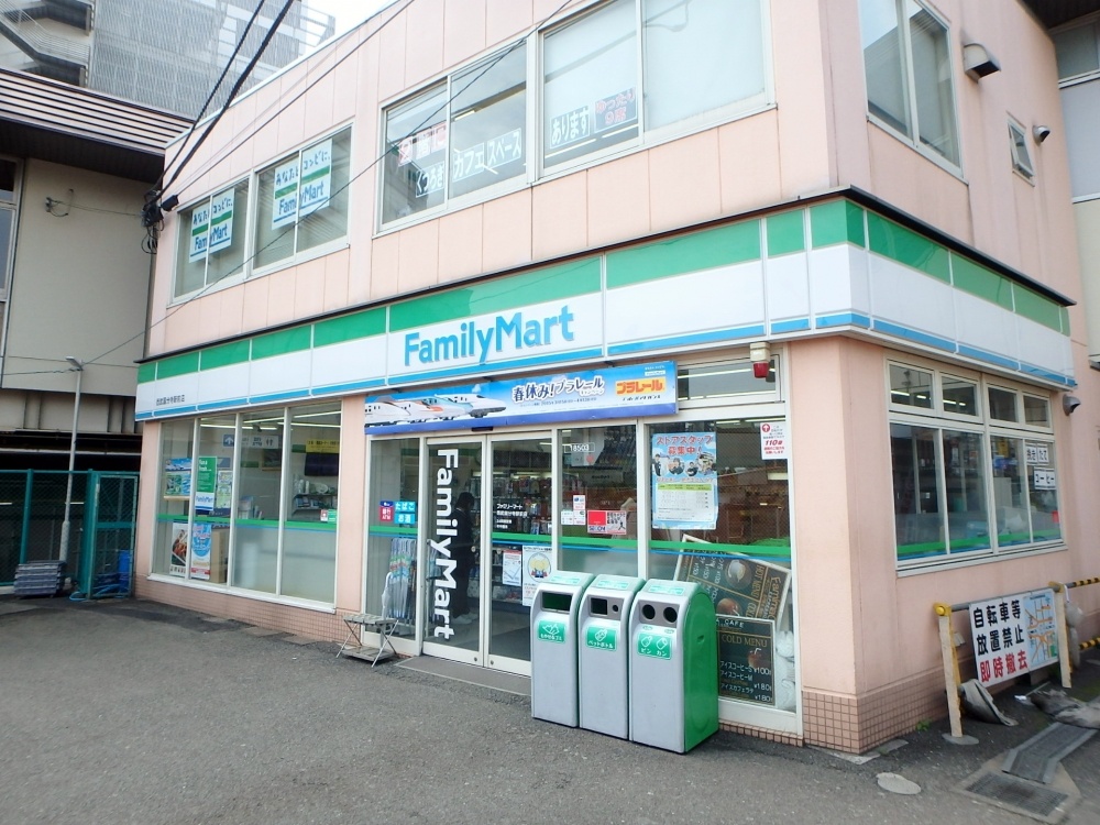 コンビニ　ファミリーマート　西武国分寺駅前店（コンビニ）まで187m