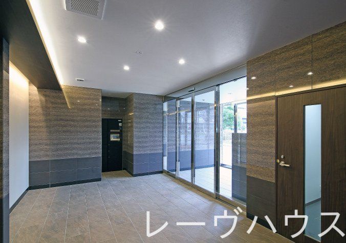エントランス　エントランス