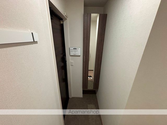 Urbanaの玄関写真