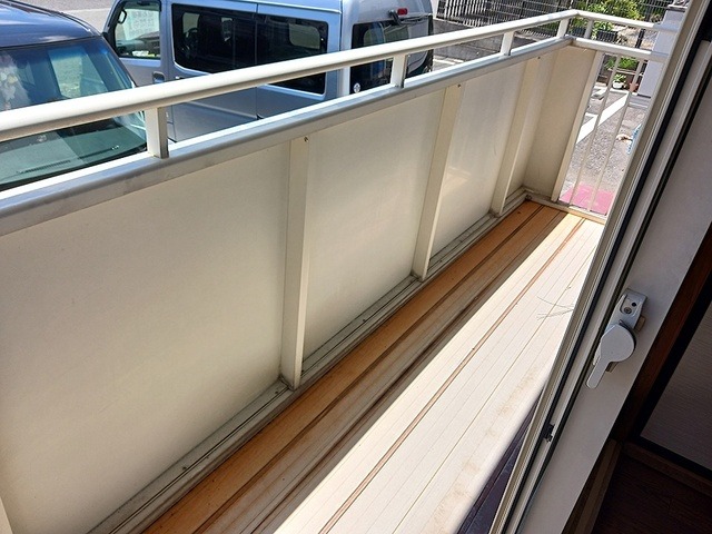 バルコニー　図面と現状に相違がある場合には現状を優先