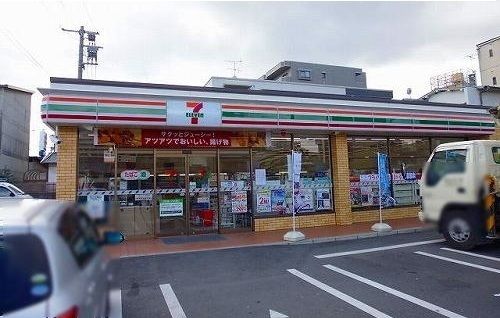 コンビニ　セブンイレブン　広島観音新町店（コンビニ）まで650m