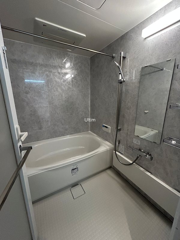 バス・シャワールーム　別のお部屋の写真ですが参考までに