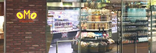 スーパー　KINOKUNIYA entreeエチカ表参道店（スーパー）まで818m